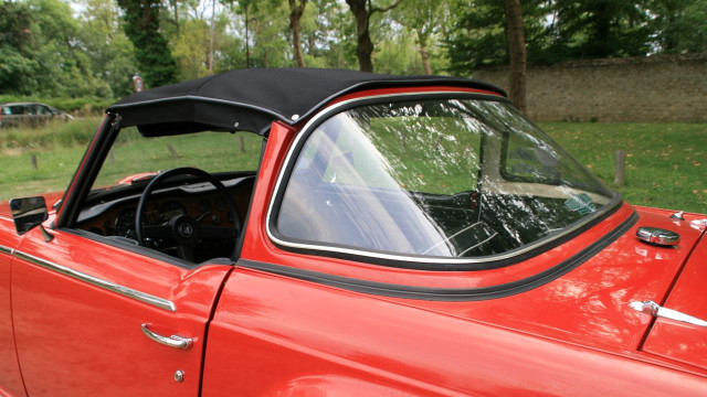 Triumph TR5 Surreytop