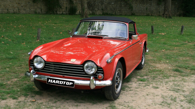 Triumph TR5 Surreytop