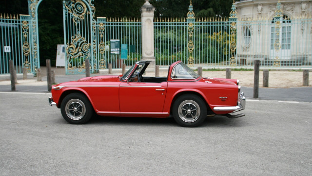 Triumph TR5 Surreytop